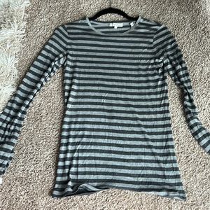 NWT Vince gray and black long sleeves t shirt